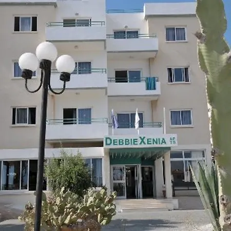 Debbiexenia Paralimni