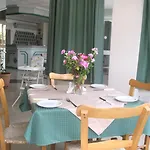 Debbiexenia 4* Paralimni