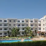 Debbiexenia Paralimni