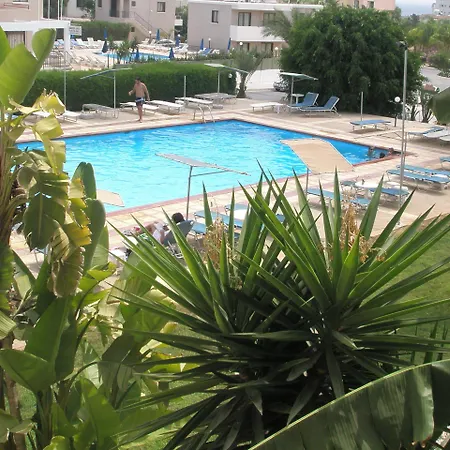 Debbiexenia Aparthotel 4*