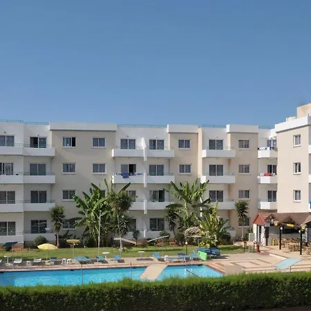 Debbiexenia Paralimni