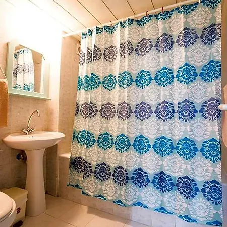Debbiexenia Aparthotel Paralimni
