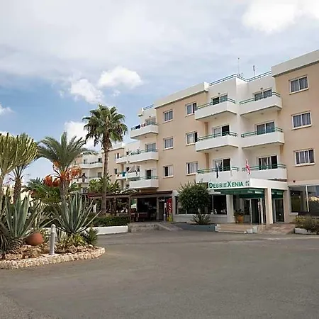 Debbiexenia 4* Paralimni