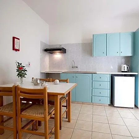 Aparthotel Debbiexenia