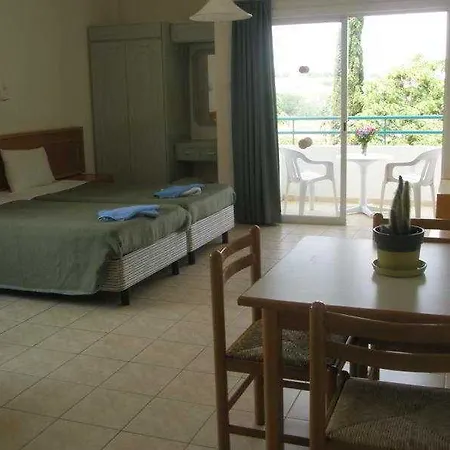 Aparthotel Debbiexenia