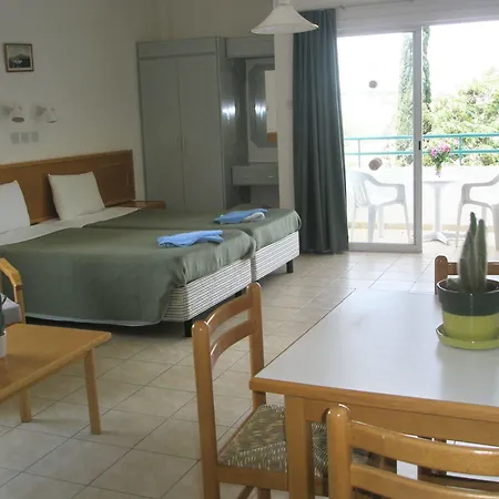 Aparthotel Debbiexenia