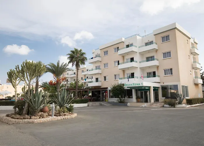 Debbiexenia 4*