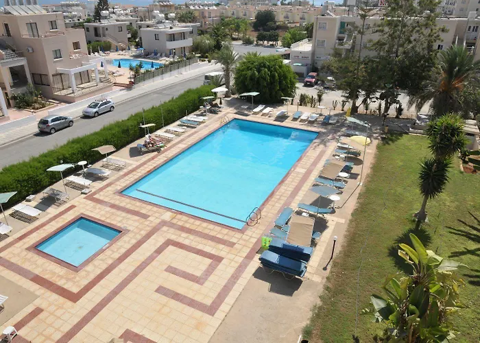 Debbiexenia Paralimni