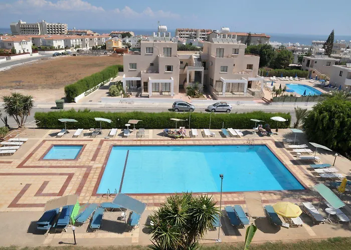 Hotel de apartamente Debbiexenia 4*