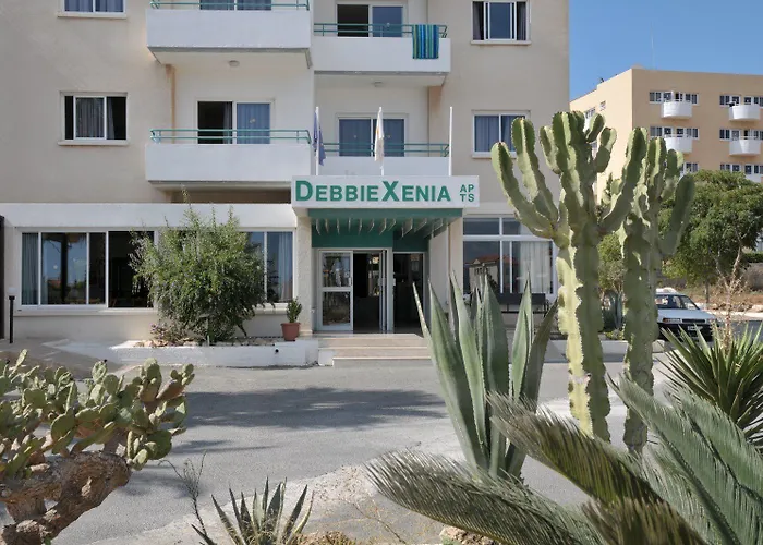 Debbiexenia Paralimni