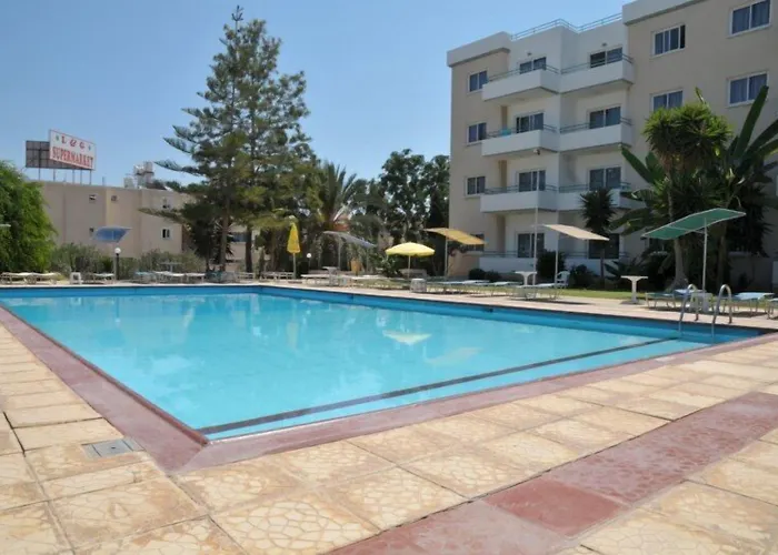 Hotel de apartamente Debbiexenia Paralimni