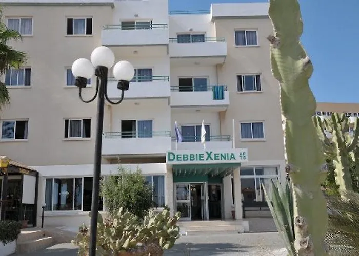 Debbiexenia Paralimni